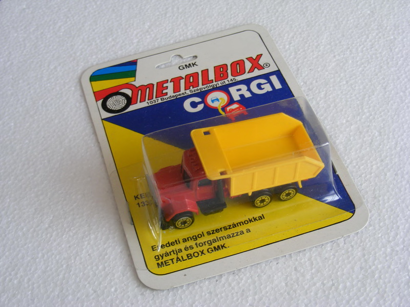 2-E Earth Dumper Yellow
